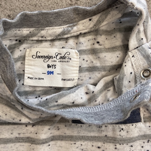 Sovereign Code Baby Boy Grey Striped Onesie & Shorts, Sz 9 Months - Picture 3 of 8